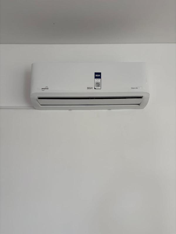 Depto céntrico de calidad con parrilla y cochera opcional - image 21