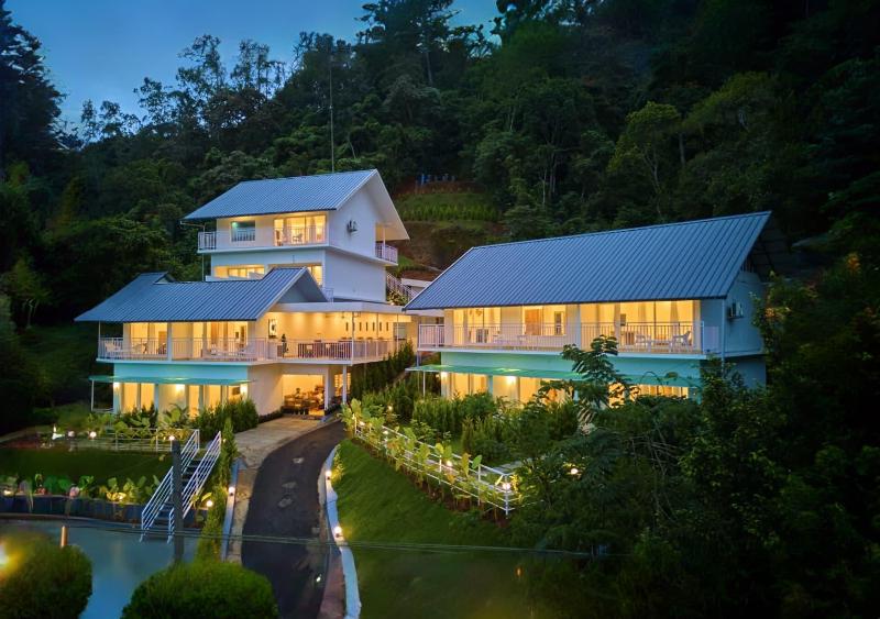 Ice Mist Pool Resort Munnar by VOYE HOMES - image 21