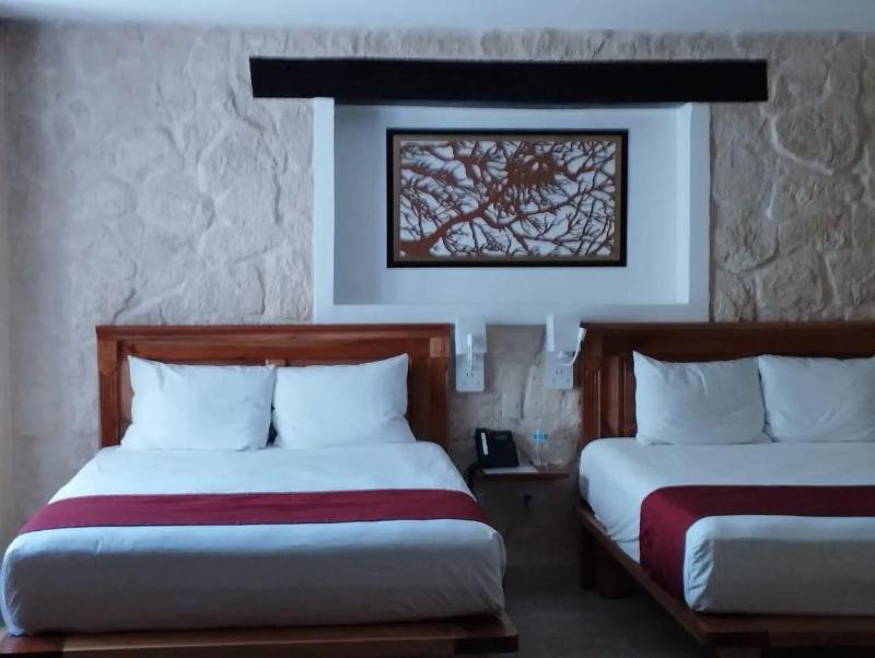 Cancun International Suites - image 11