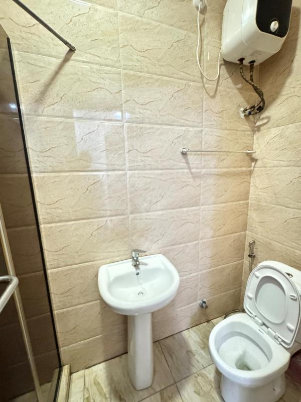 Luxury 3 Bedroom Terrace Lekki - image 6