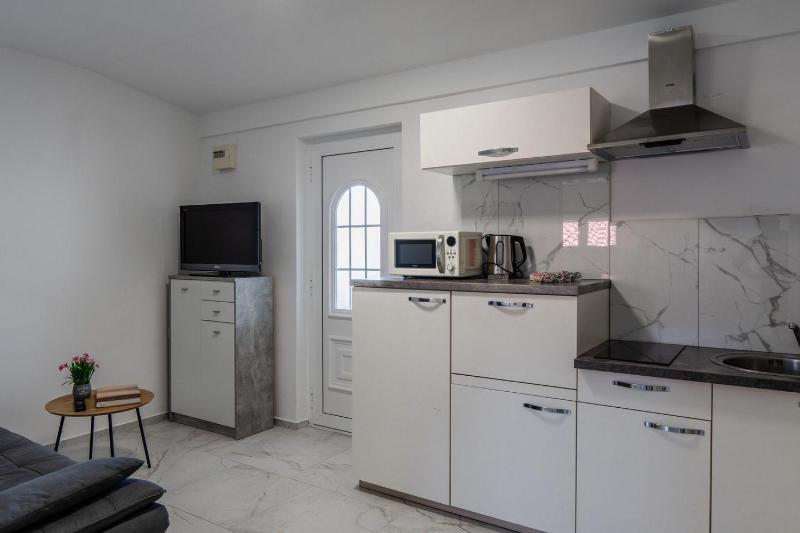 Apartments Kristija - image 21