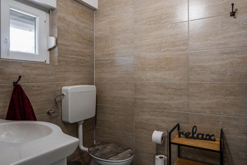 Apartments Kristija - image 14