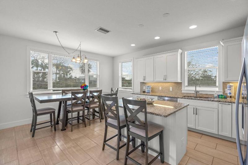 Lido Dream Getaway Duplex S - image 32