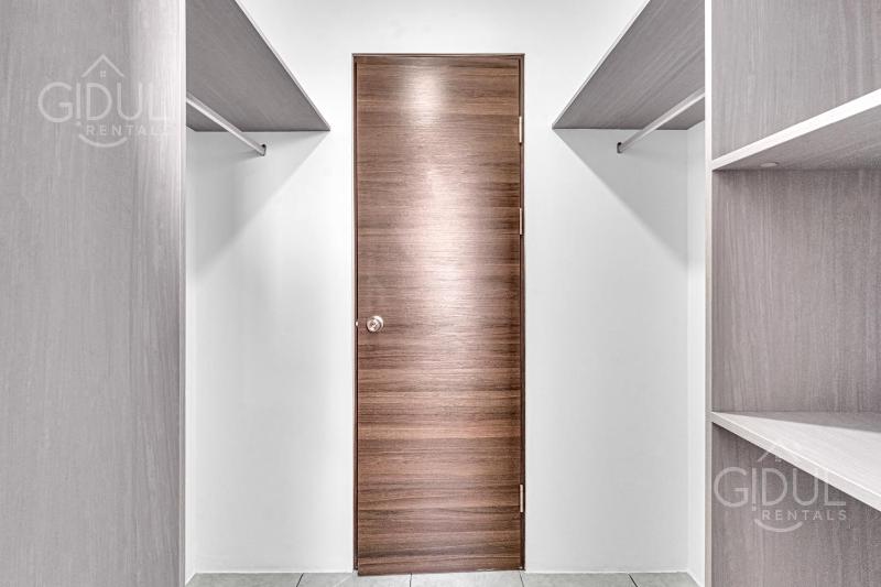 Cozy Modern and Centric Apartment with pool and gym - image 3
