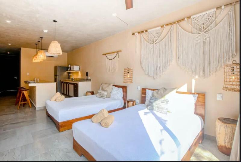 Tulum Center family double suite four guest with free parking pool AC kitchenette near Beach - image 18