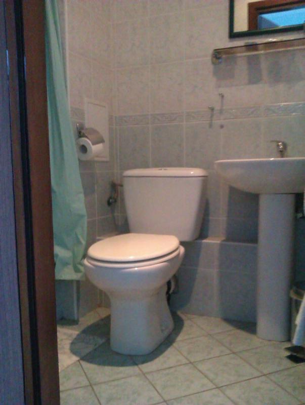 Double or Twin Room image 2