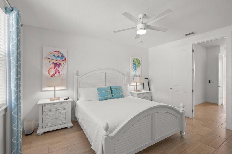 Lido Dream Getaway Duplex N - image 2