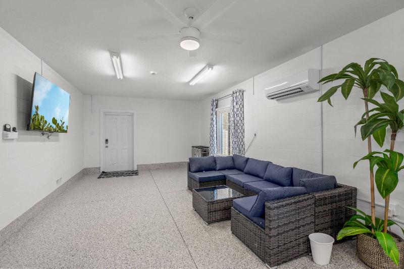 Lido Dream Getaway Duplex N - image 28