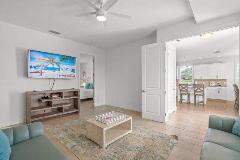 Lido Dream Getaway Duplex N - image 29