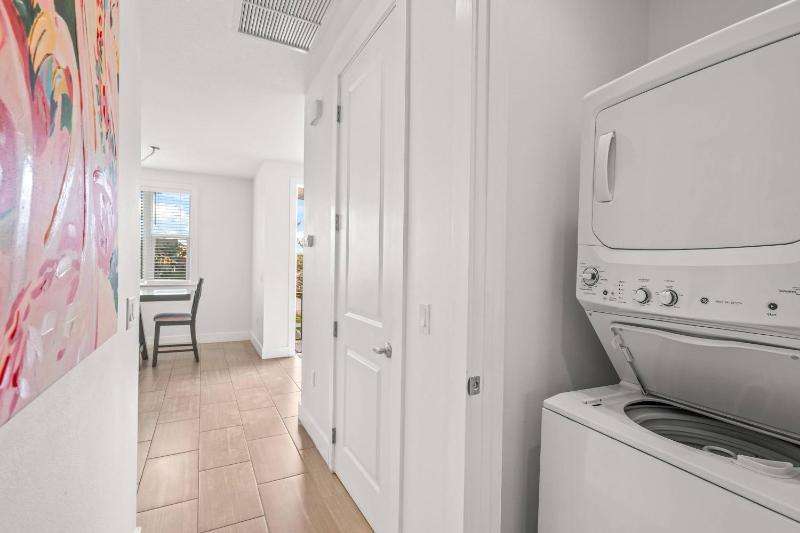 Lido Dream Getaway Duplex N - image 13