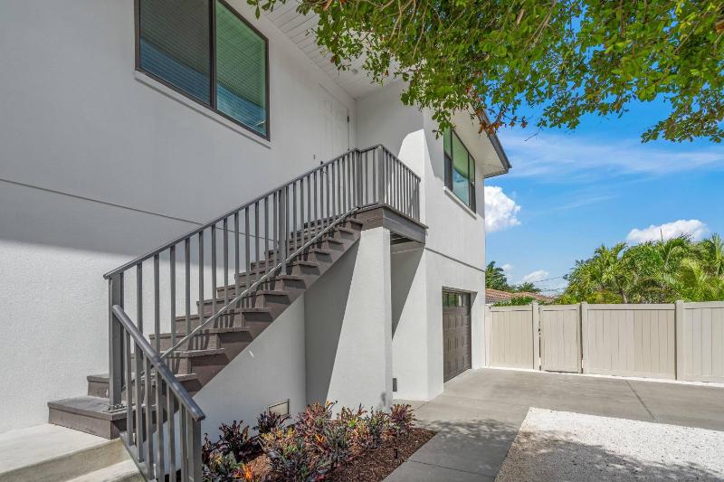 Lido Dream Getaway Duplex N - image 30