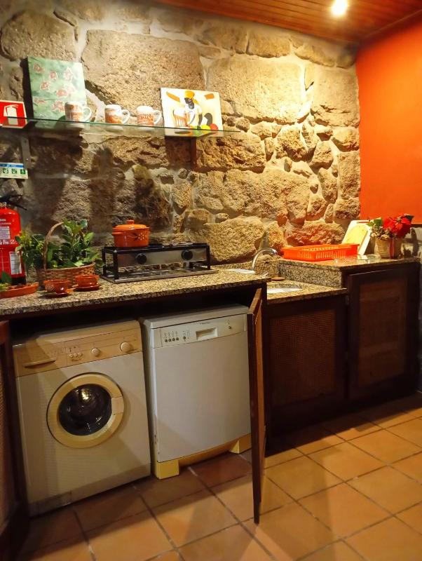 Three-Bedroom House image 4