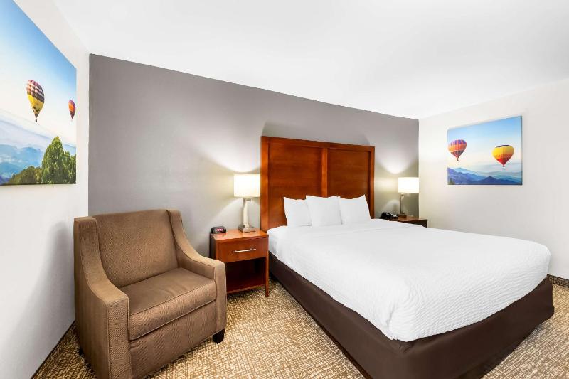 King Room - Disability Access/Non-Smoking image 3
