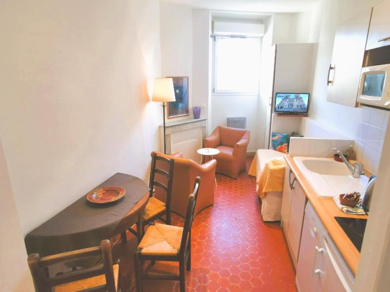 Standard Apartment image 1