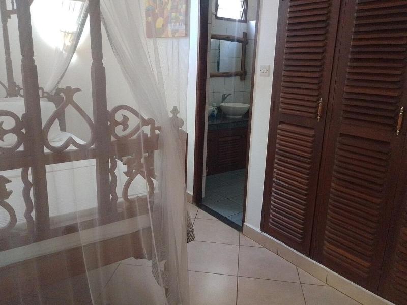 3 Bed Family Home Private Pool in Diani - image 10