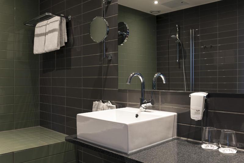 Suite image 2