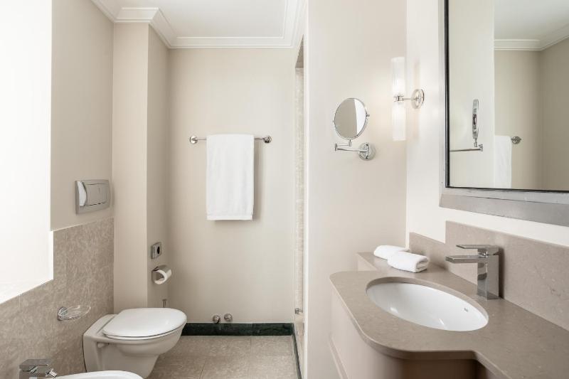 Superior Double Room image 1