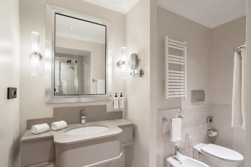 Triple Room image 4