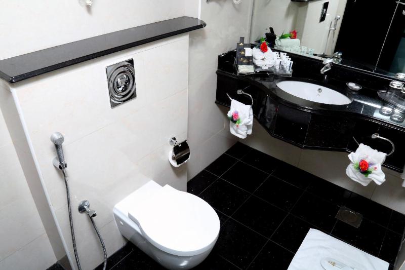 Standard Room image 4