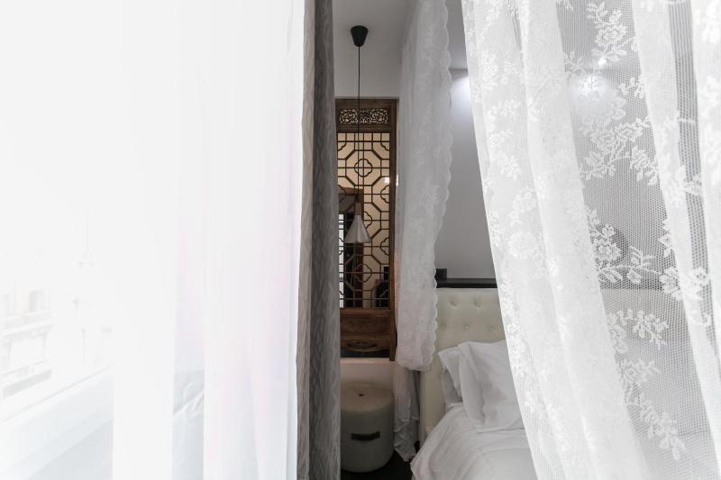 Gold Apartment image 4