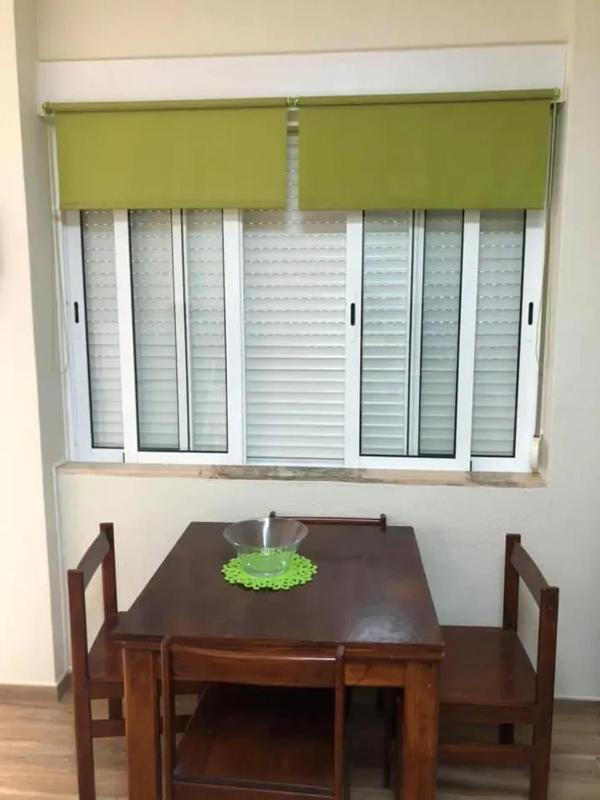 Charming apartment in Portimão – 45 m² with a shared pool - image 2