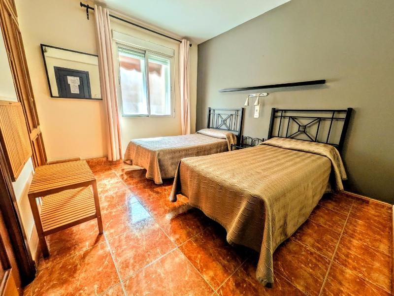 Standard Double or Twin Room with Free Parking image 4