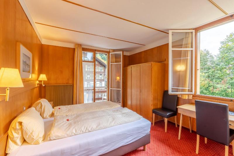 Double Room with Balcony image 1