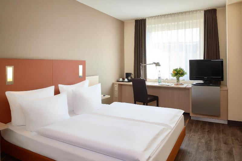 Park, Sleep & Fly image 4