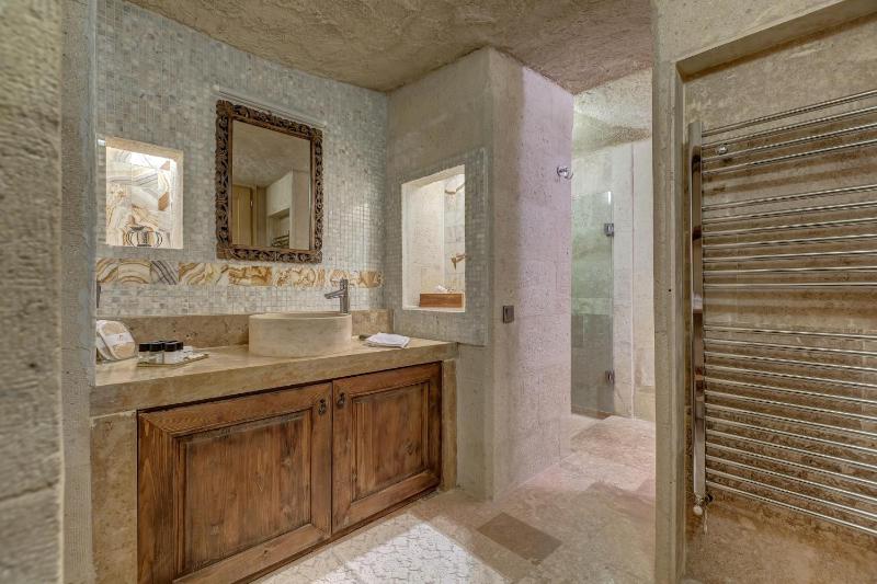 Royal Suite image 3