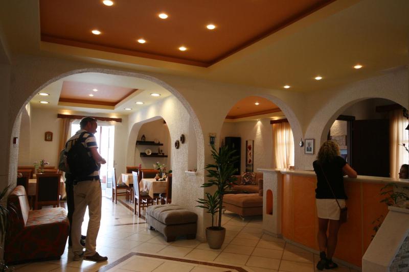 Double Room with Extra Bed (3 Adults) image 2
