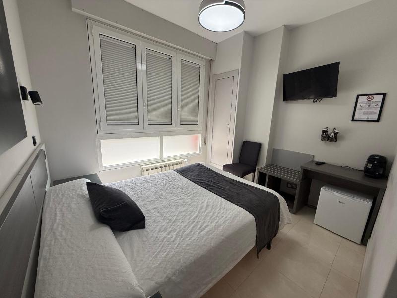 Double Room image 1