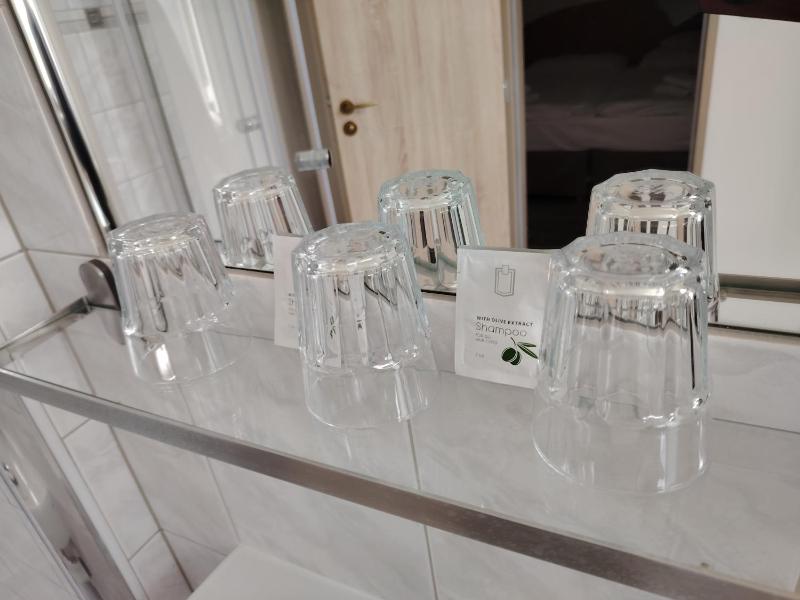 Triple Room with Sofa Bed image 4