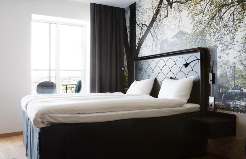 Deluxe Double Room image 4