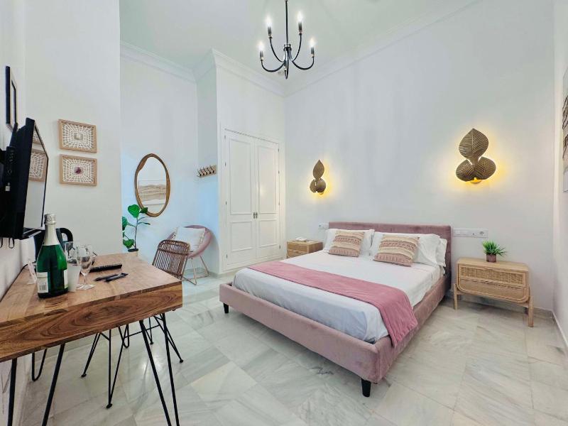 Inside double room with window image 1