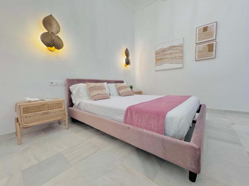 Inside double room with window image 4