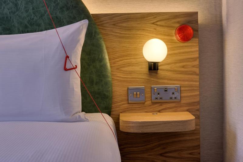 Double Room - Accessible image 2