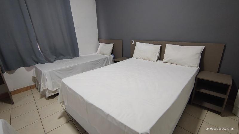 Santos Hotel - image 6