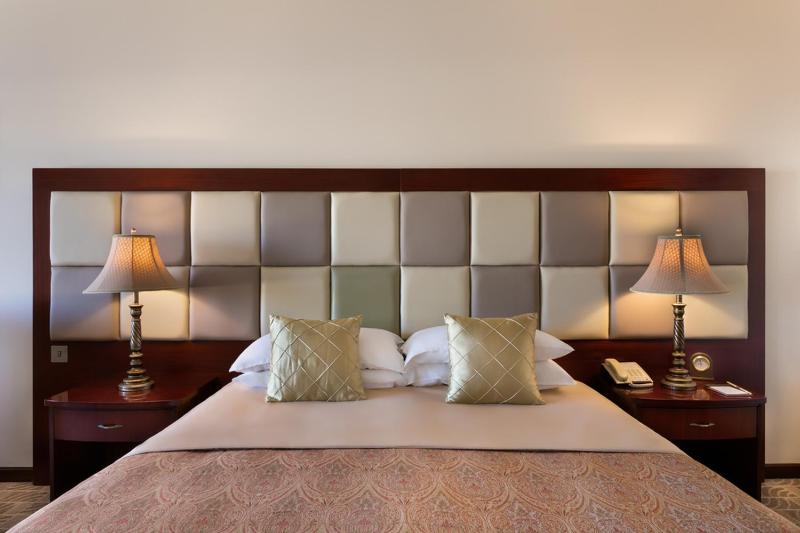 Deluxe Double Room with Full Sea View and Terrace image 3