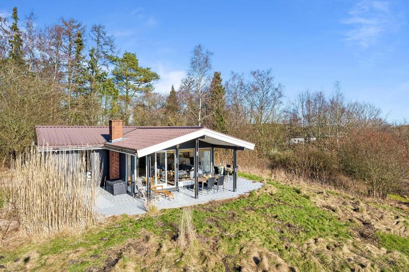 Holiday Home In Handrup With Sea View Over Ebeltoft Bay And Spacious Terraces Close To The Beach Nature And Mols Bjerge National Park - image 8