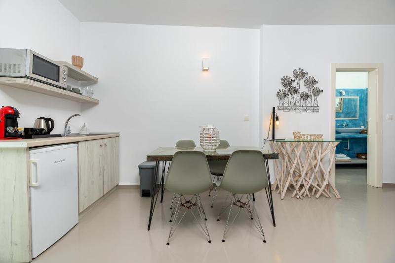 Deluxe Suite image 4