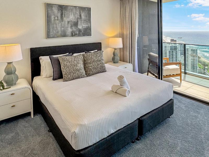 Unit 13902 Skyhome Oracle Tower 1 Level 39 - image 16