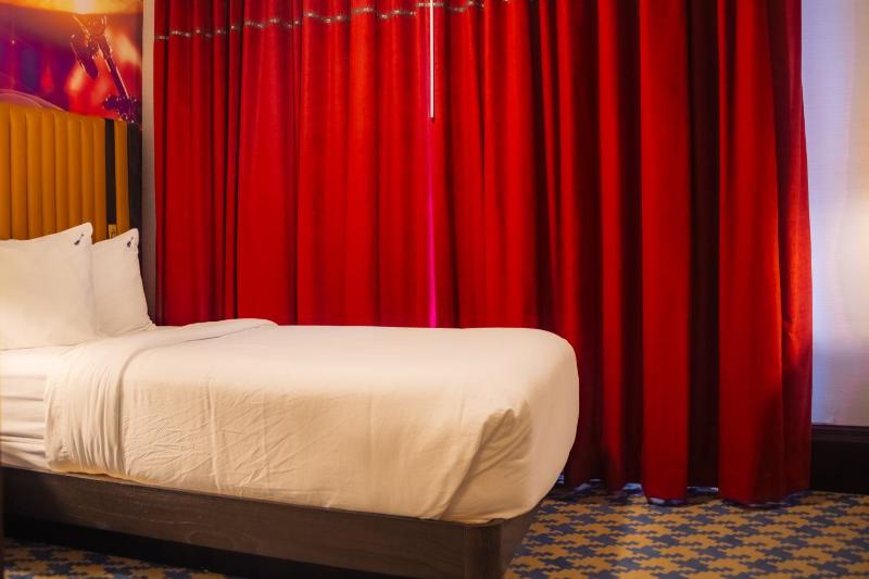 King Suite image 4