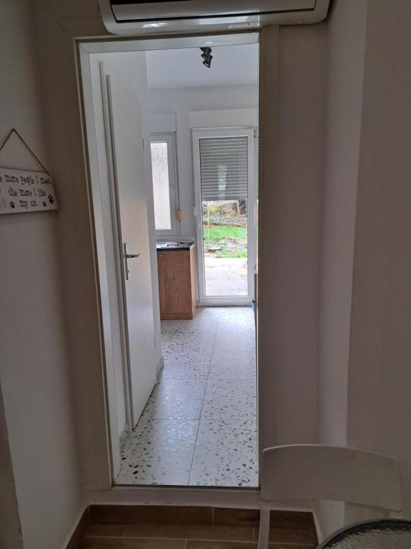 Double Room with Private Bathroom image 3