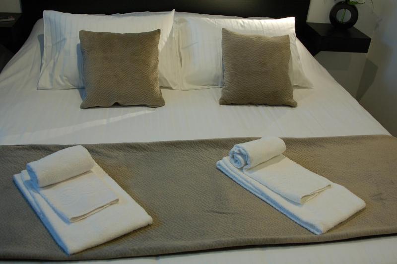 Double Room with Private External Bathroom image 2