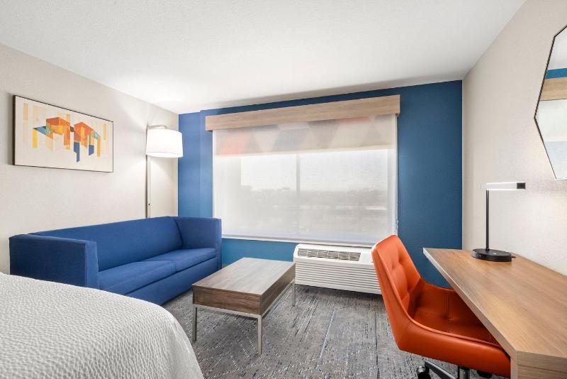 Holiday Inn Express And Suites Phoenix West Tolleson By IHG - image 32