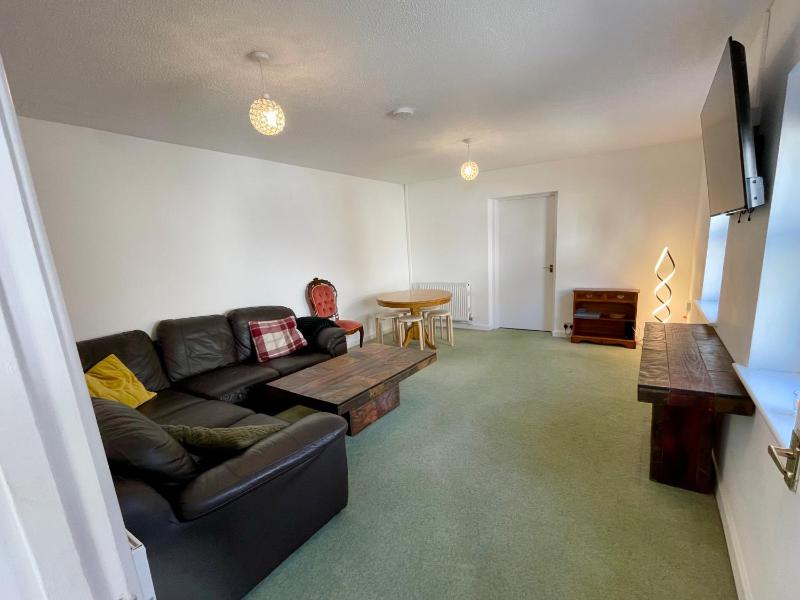 Vernon Place town centre Vernon Cottage 3-bed with parking 1A Vernon Court 2-bed with parking 1B studio no parking off the High Street next to Sandford Park - image 31