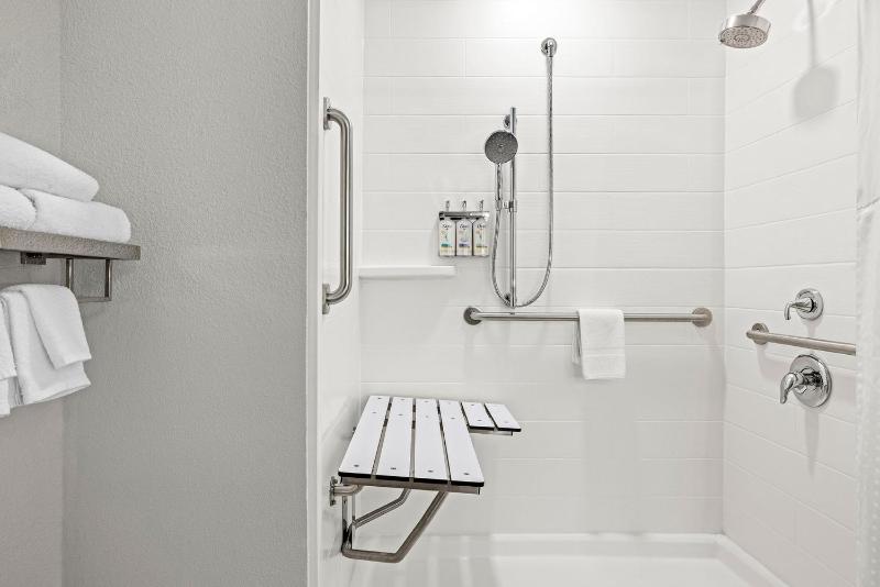 Holiday Inn Express And Suites Phoenix West Tolleson By IHG - image 37