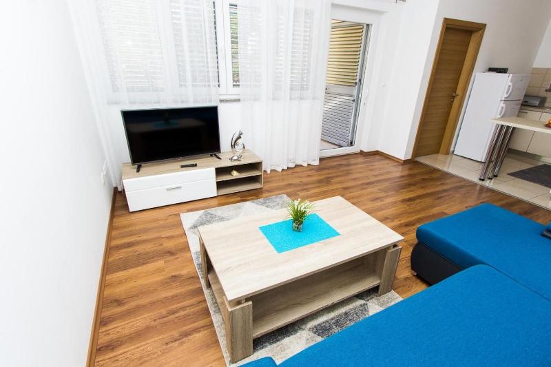 Apartments Vesna - image 10