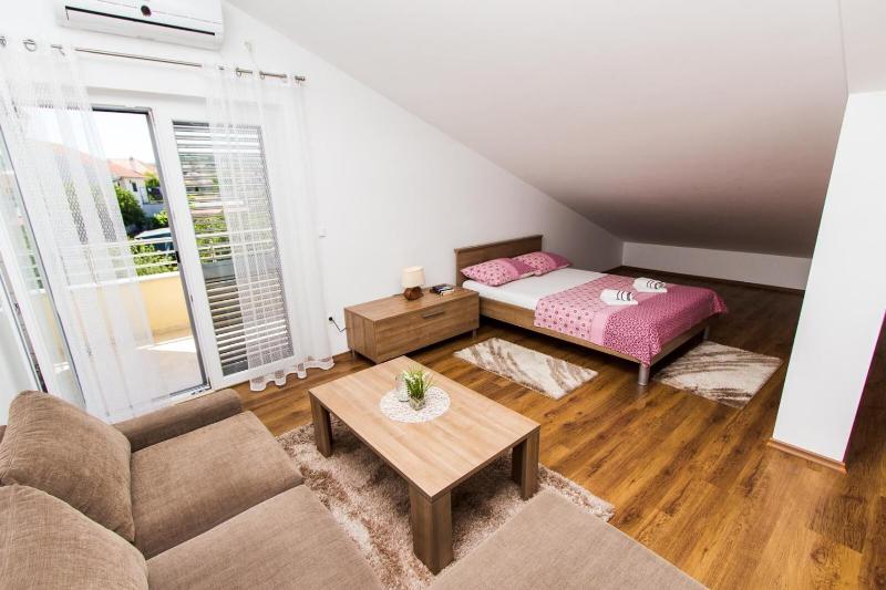 Apartments Vesna - image 34