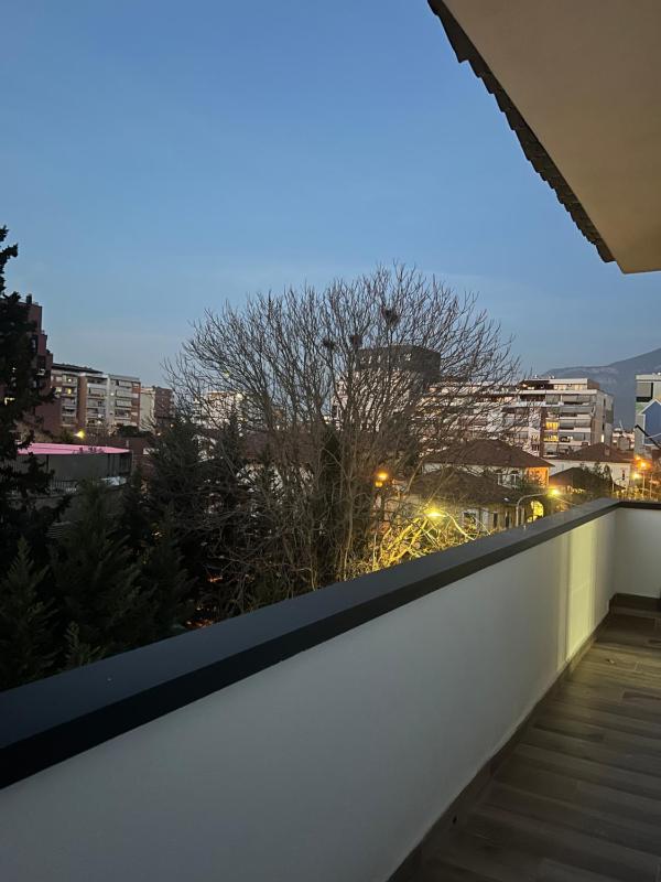 Holiday Rental - image 13